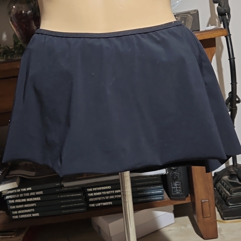 Gottex Black Swim Skirt.  Sz. 6.